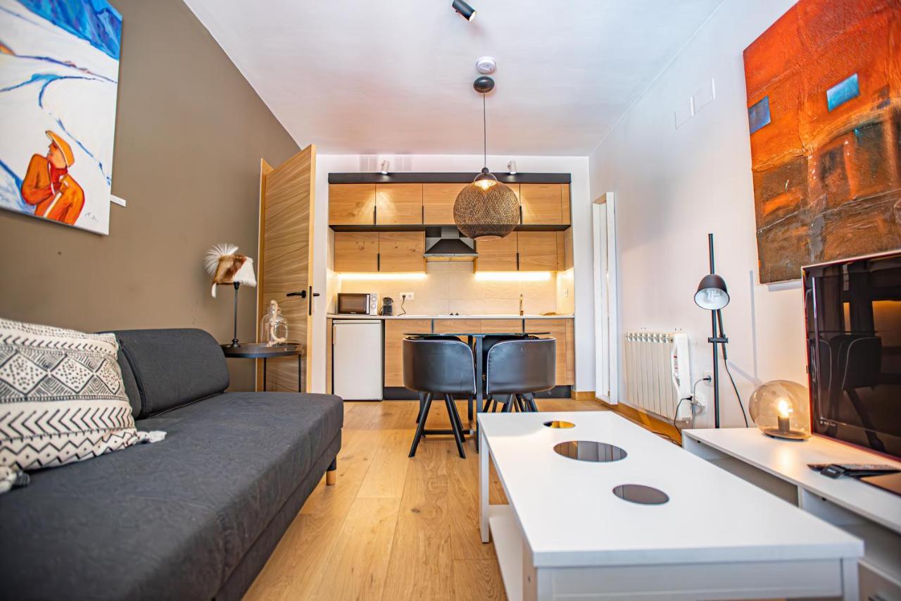 Holidays, Edificio Serraneu, Sierra Nevada 4 Personas Y Parking 외부 사진